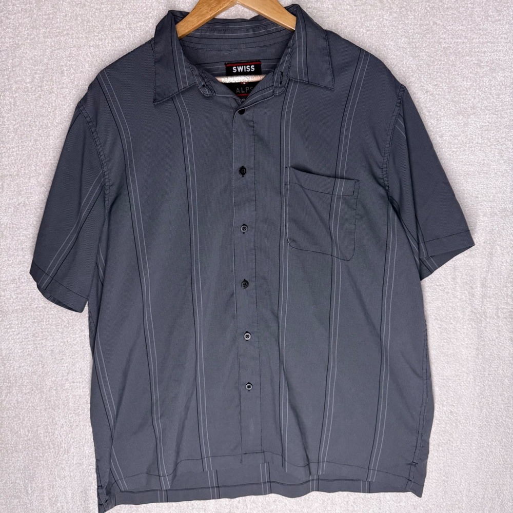 Swiss Alps Men's XL Gray Black Striped Short Sleeve Button Up Shirt